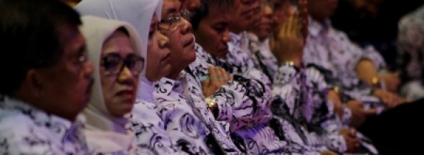 Jokowi Tak Hadir, Guru Kecewa